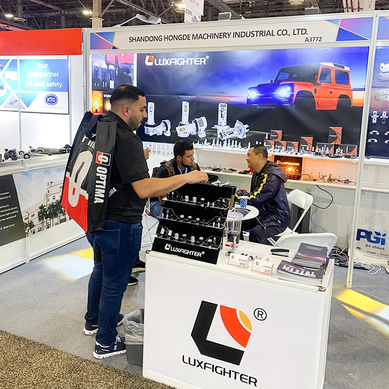 LUXFIGHTER LED faroak Automotive Aftermarket Products Expo-n